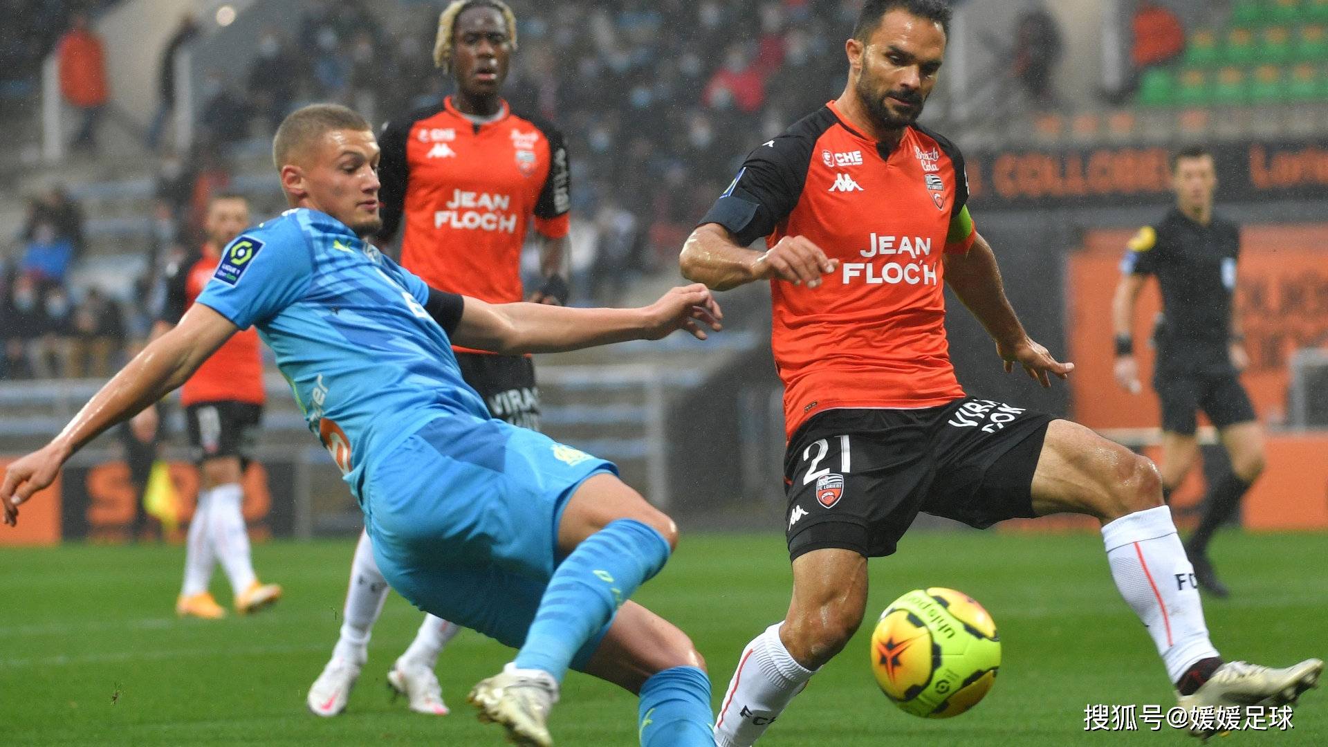 兰斯迎战雷恩的比赛异常激烈 兰斯迎战雷恩的比赛异常激烈