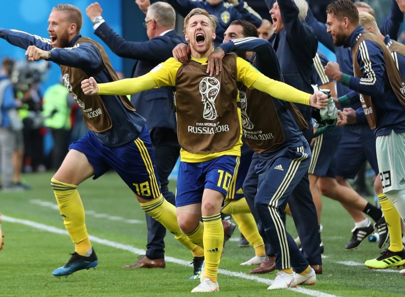 英格兰血洗瑞典，阿拉巴三分雨点燃全场